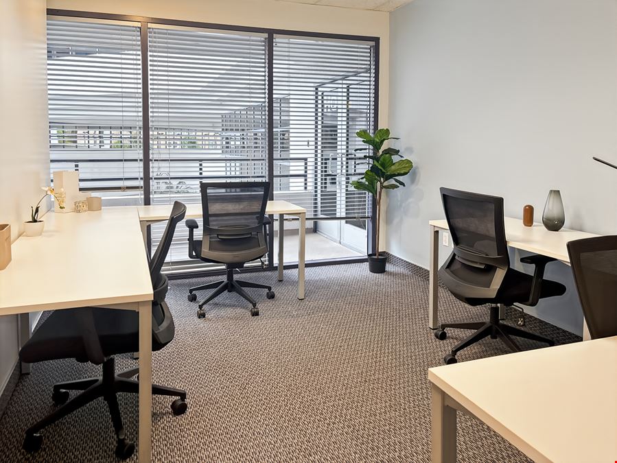 CA, Torrance - Skypark Ave