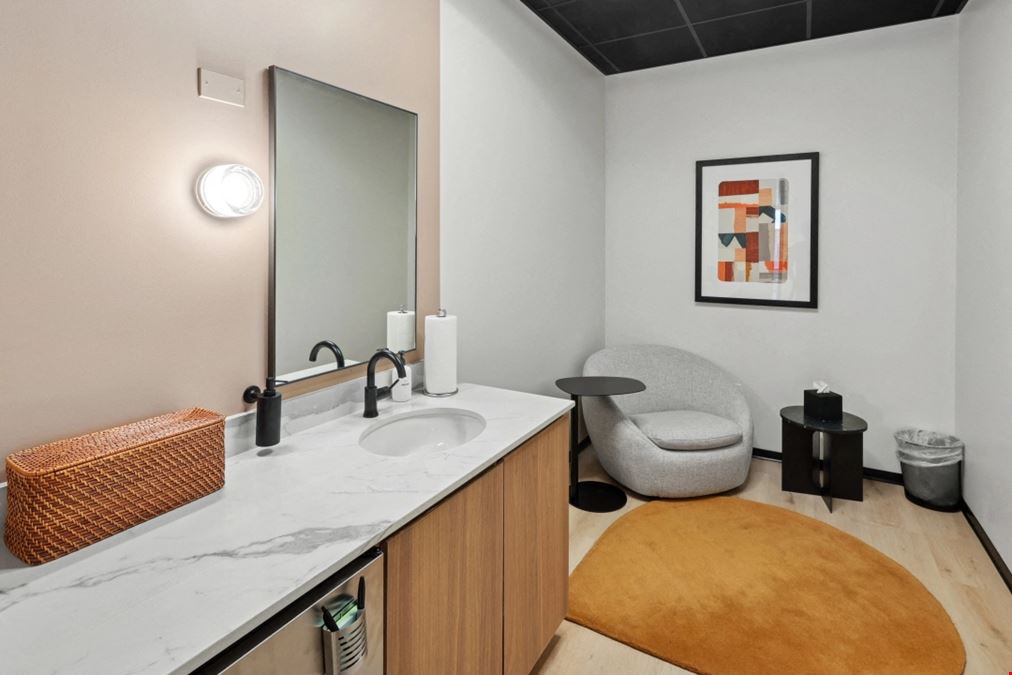 201 East Washington Street