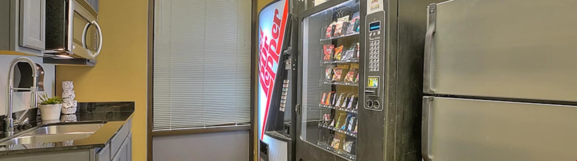 3321 Platinum Suites