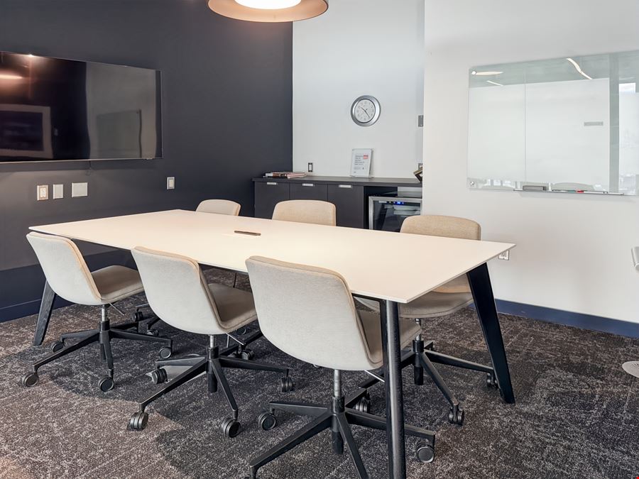 Regus - Calgary - Telus Sky