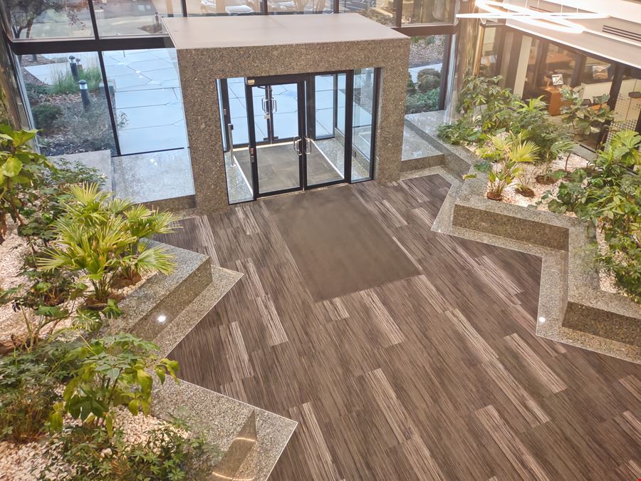 WI, Brookfield - Water Tower Blvd