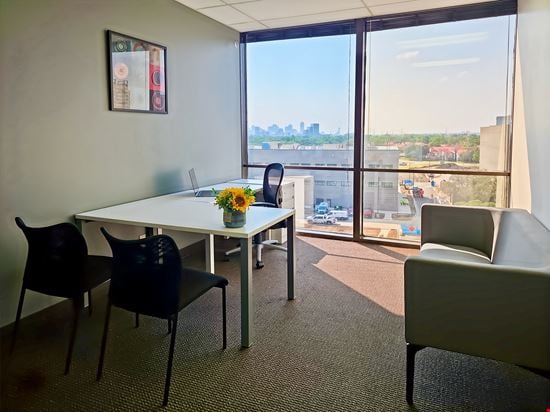 TX, Dallas - Mockingbird Towers