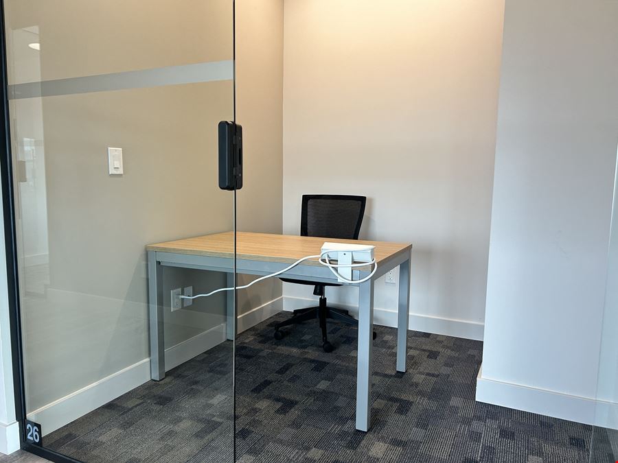 1 Person Office (Internal facing Window)