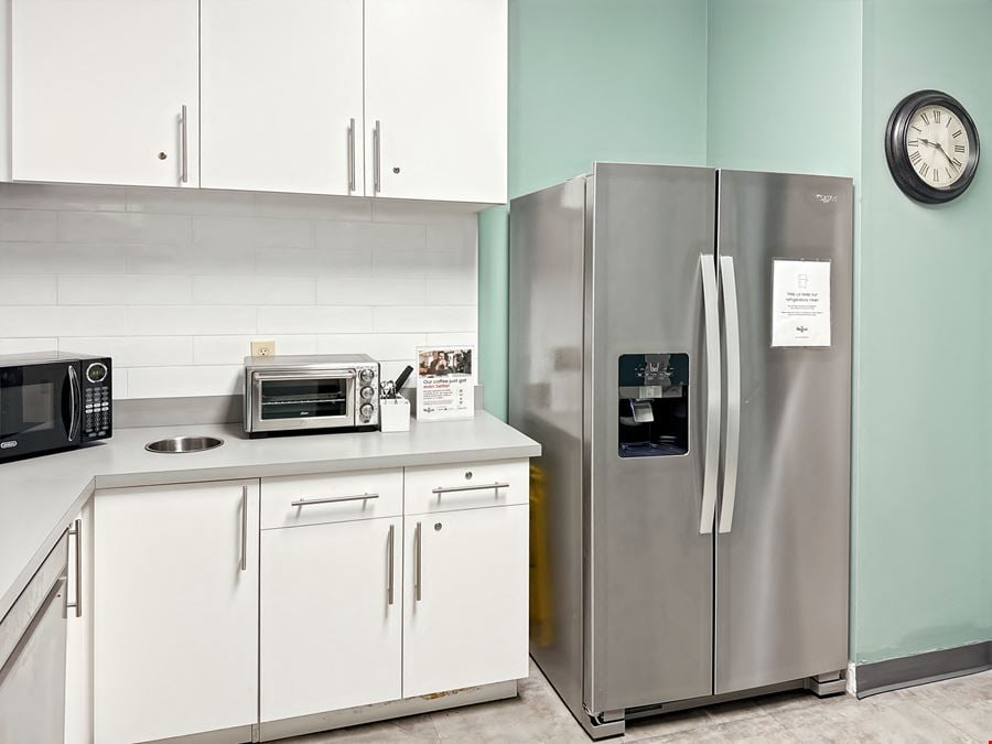 Regus - Huntsville - Cummings Research Park