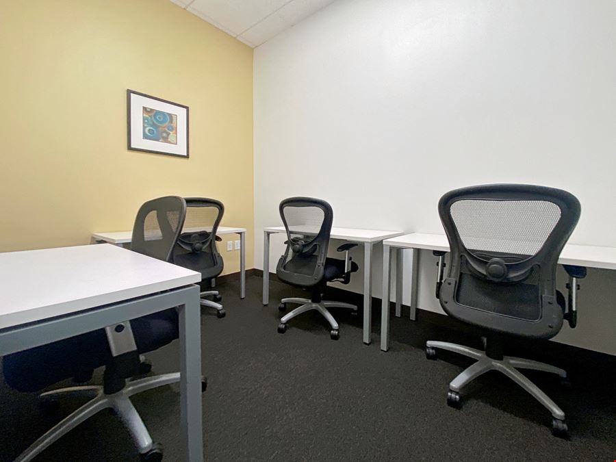 CA, Novato - Woodside Office Center