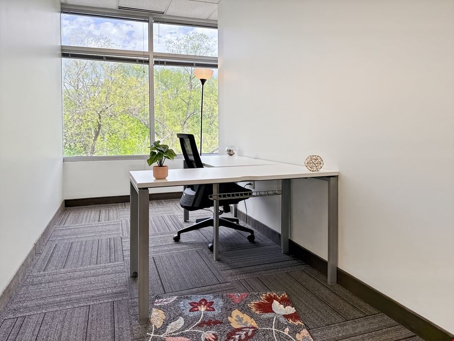 Regus - Minnetonka - County Road