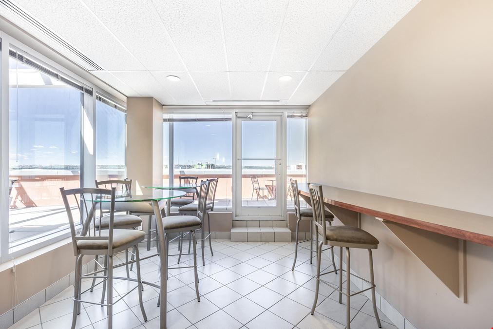 Regus - Calgary – One Executive Place