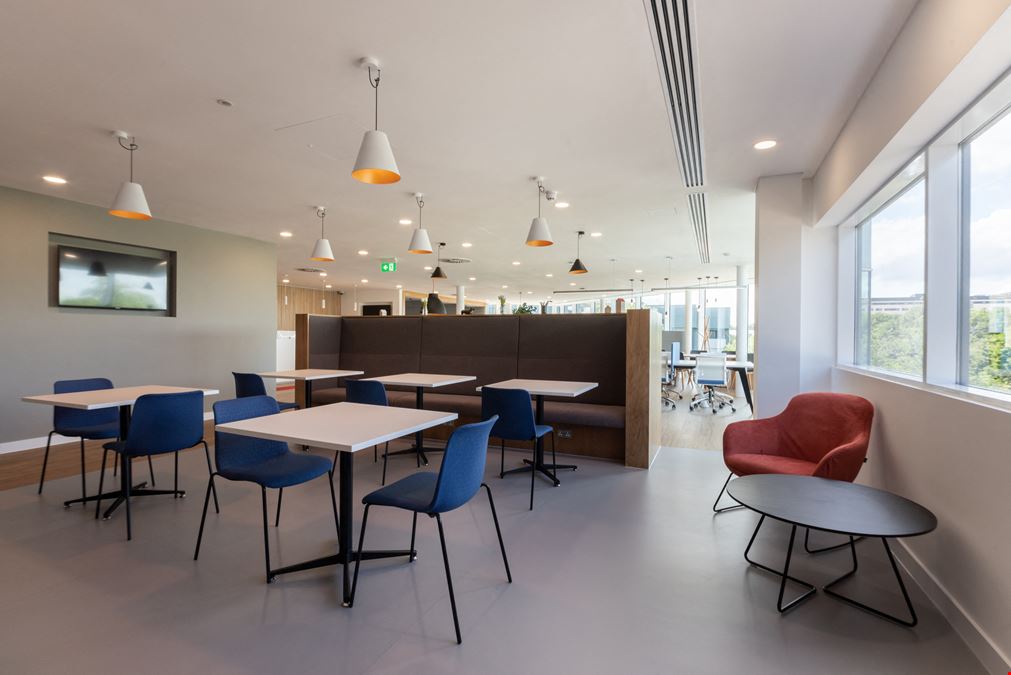 Regus - Winnersh Triangle
