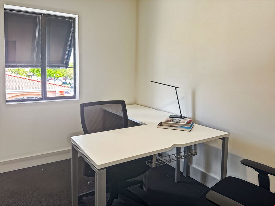 Regus - Winter Haven - 3rd St NW