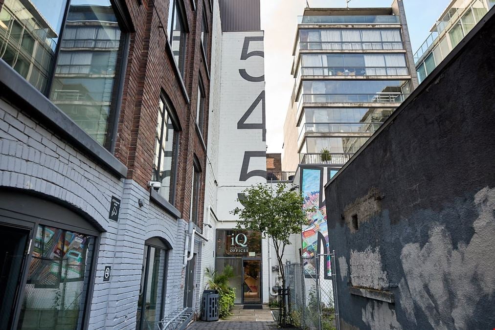iQ Offices – 545 King Street West