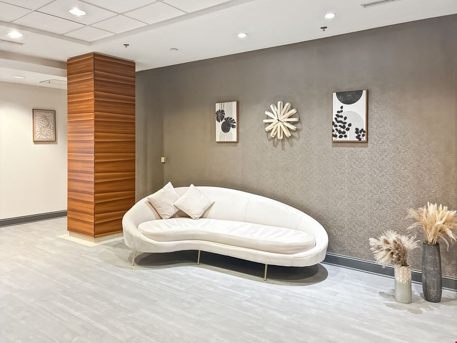 Regus - Columbia - 1501 Main St