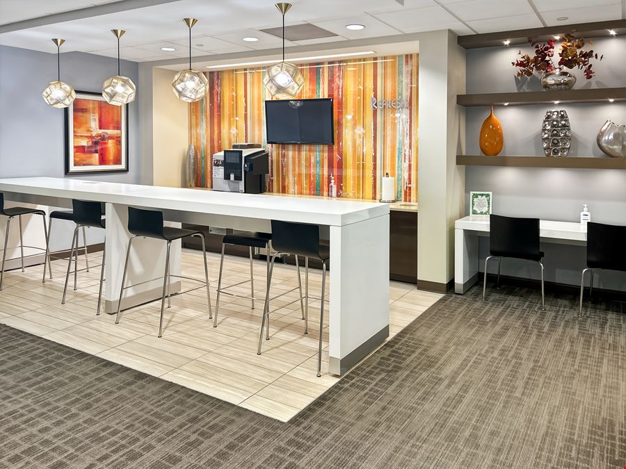 Regus - Greenwood Village - Tuscany Plaza