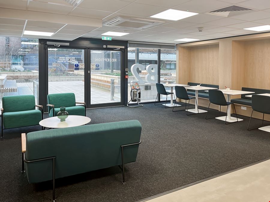 Sheffield, Spaces Pennine 5