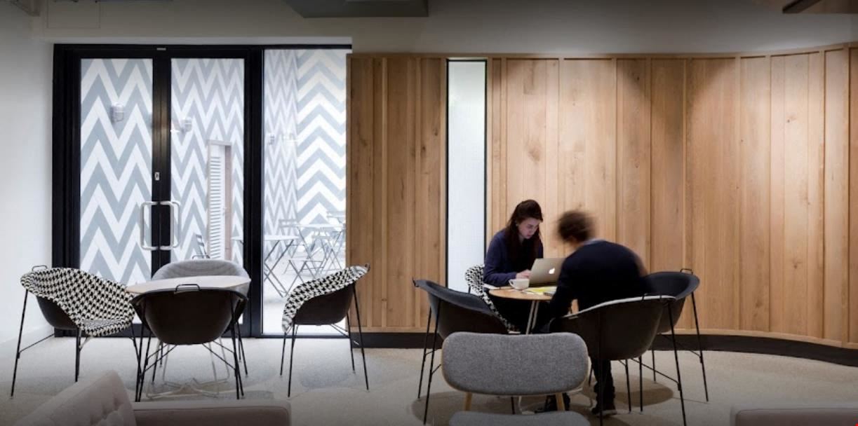 Fora - 7 Stratford Place