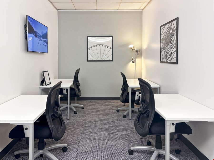 Regus - The Woodlands - Waterway