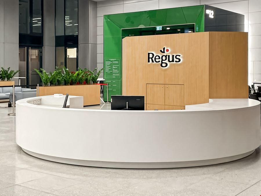 Regus - The Squaire Business Center