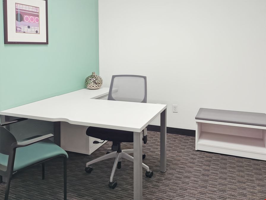 NE, Omaha - Landmark Center