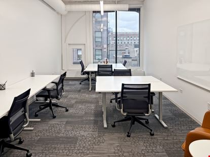 Spaces - Chicago- 1 N State Street