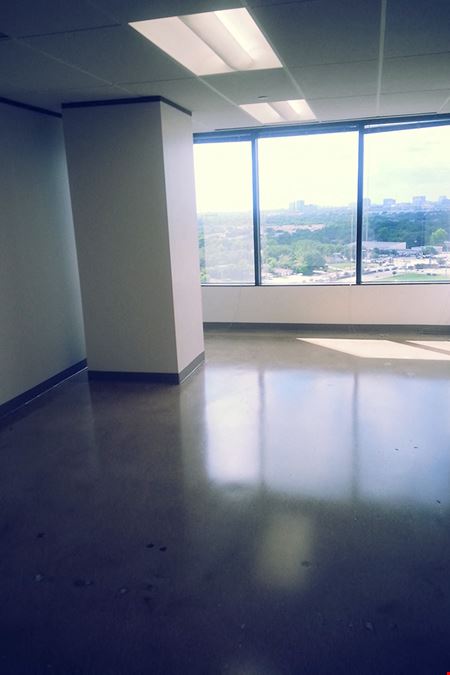 7322-7324 Southwest Freeway