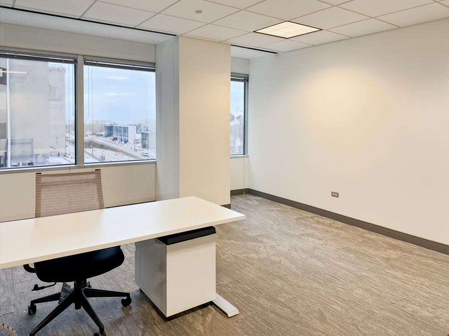 Regus - Chicago - 150 N Michigan