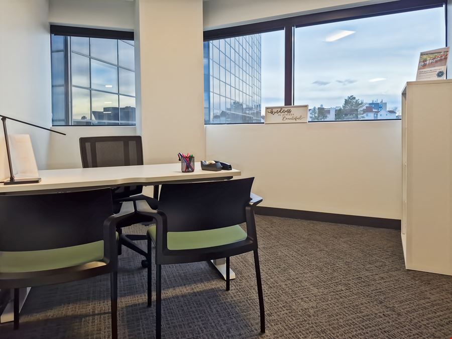 Regus - Denver - E Mississippi Ave