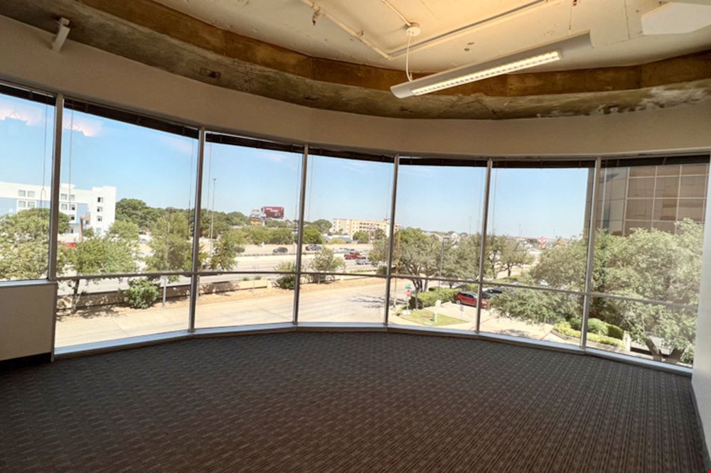 10100 North Central Expressway