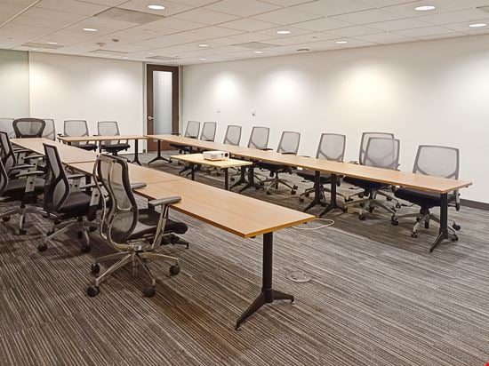 Preview of DC, Washington - Connecticut Avenue Office space for Rent in Washington