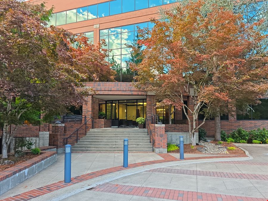 OR, Lake Oswego - Kruse Way