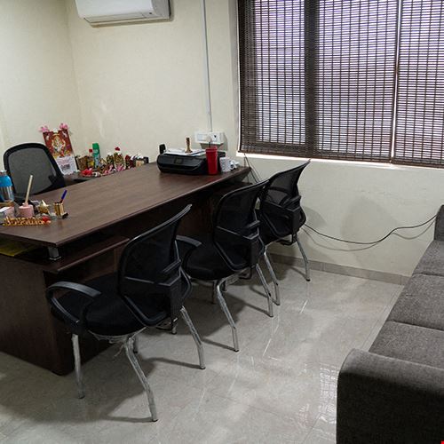 Krisan Infinite Spaces - Mayflower Valencia