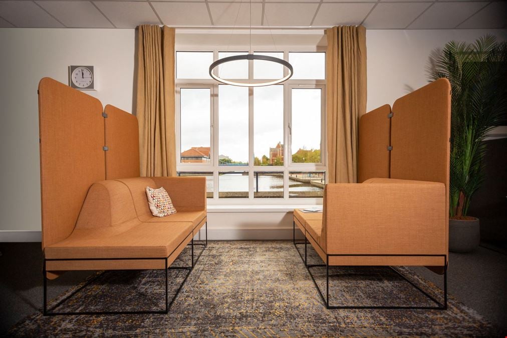 Regus - Fast Track House
