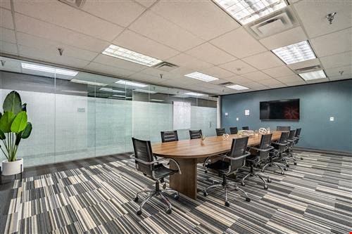 8330-8360 Lyndon B Johnson Fwy