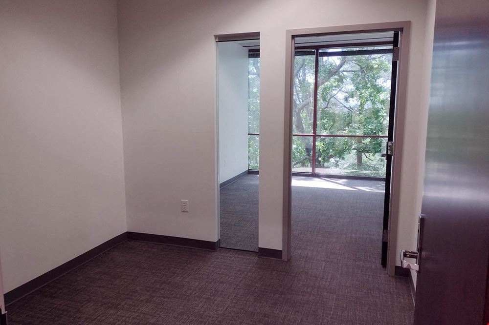 1995 North Park Place