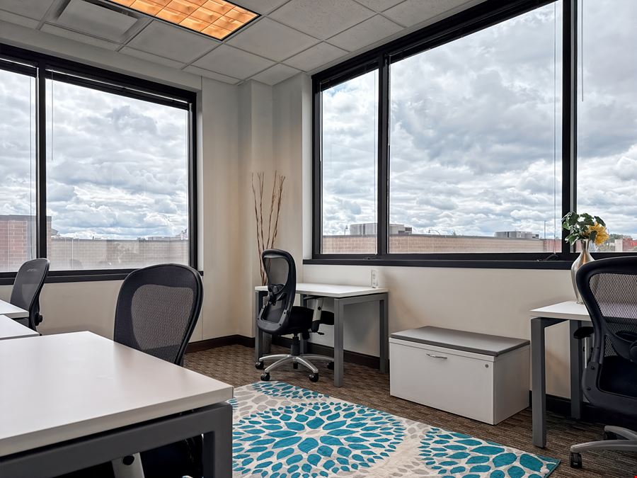 MN, St. Louis Park - West End