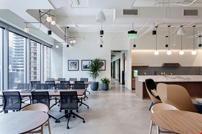 Industrious - Indy by Industrious Met Square