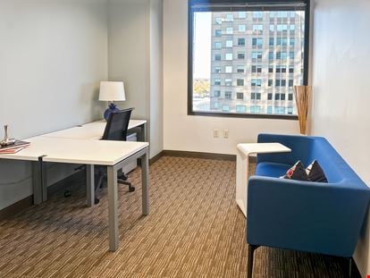 Regus - Raleigh - City Plaza