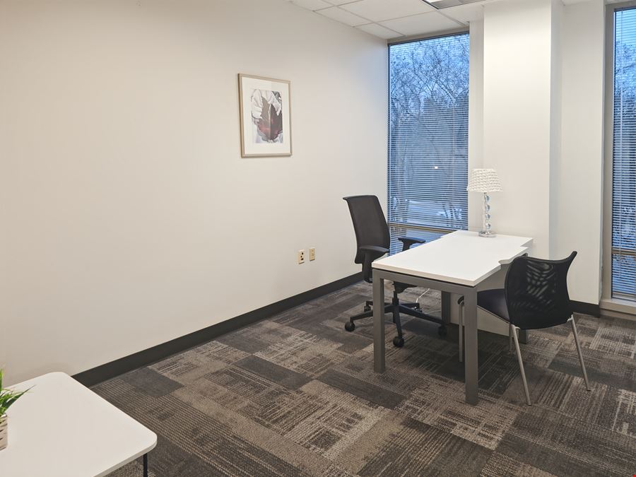 Regus - Lawrenceville - Huntcrest