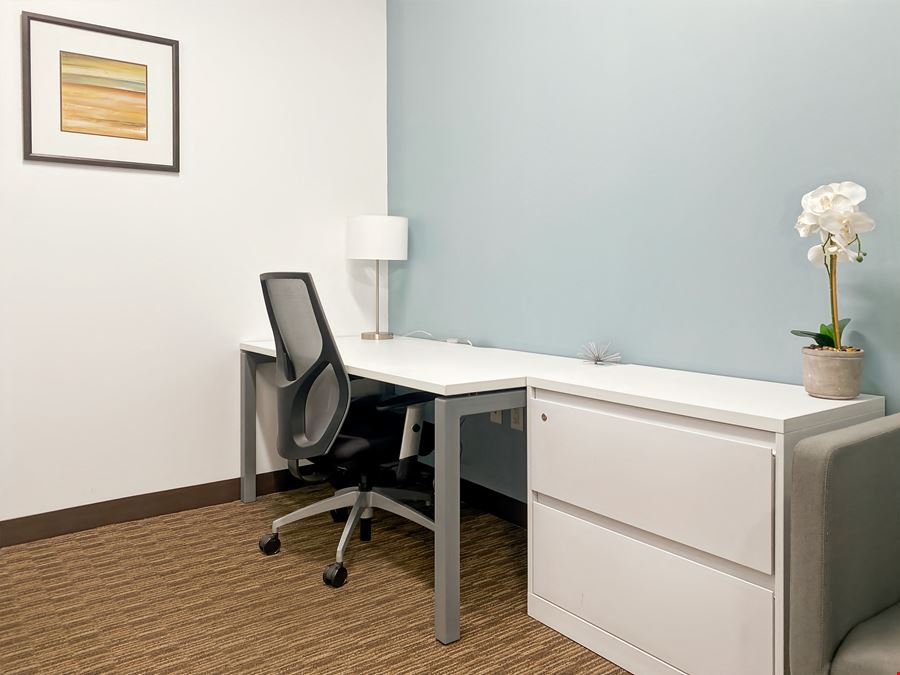 CA, Santa Rosa - Fountaingrove Center