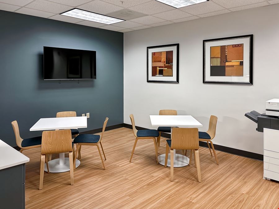 Regus - Charlotte - Toringdon
