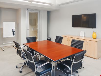 Regus - Jackson East Capitol St