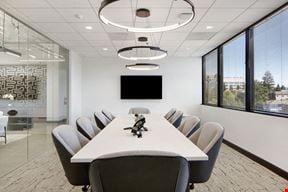 10 Person Meeting Room