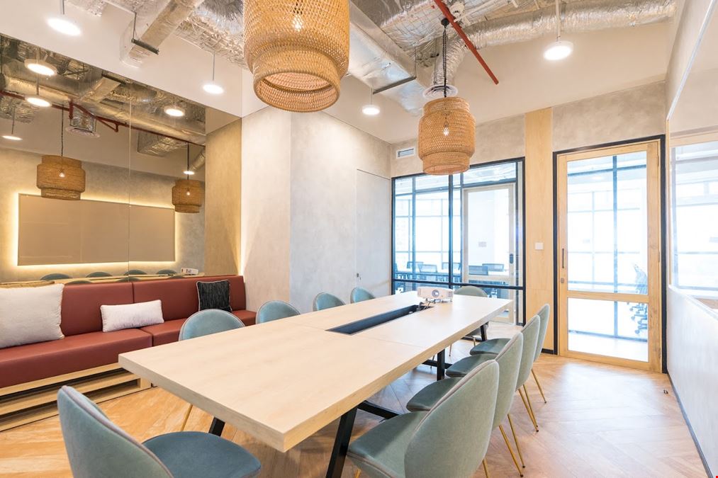 GoWork - BSD Green Office Park