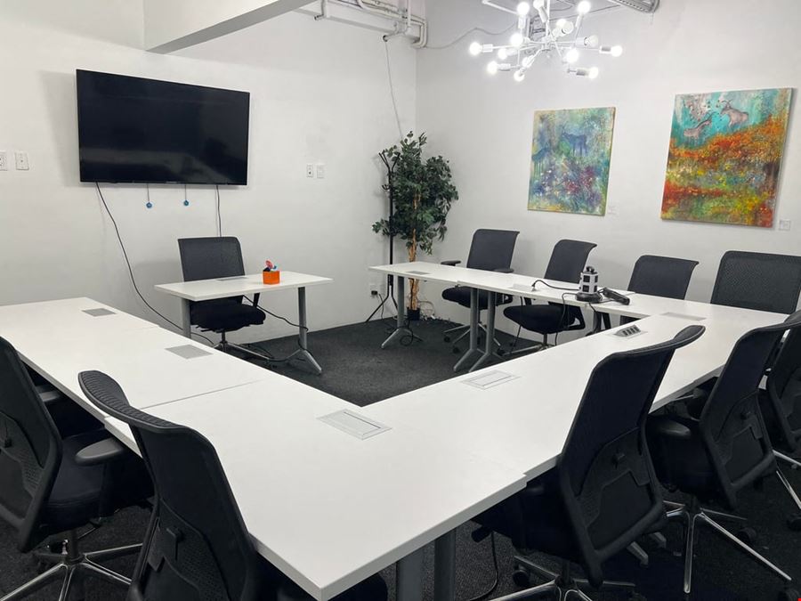 Nomad Boardroom 2