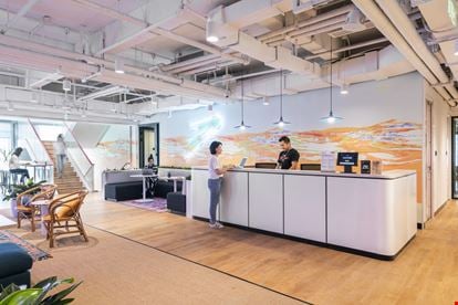 Preview of WeWork - Huanglong Vanke Center Office space for Rent in Hang Zhou Shi