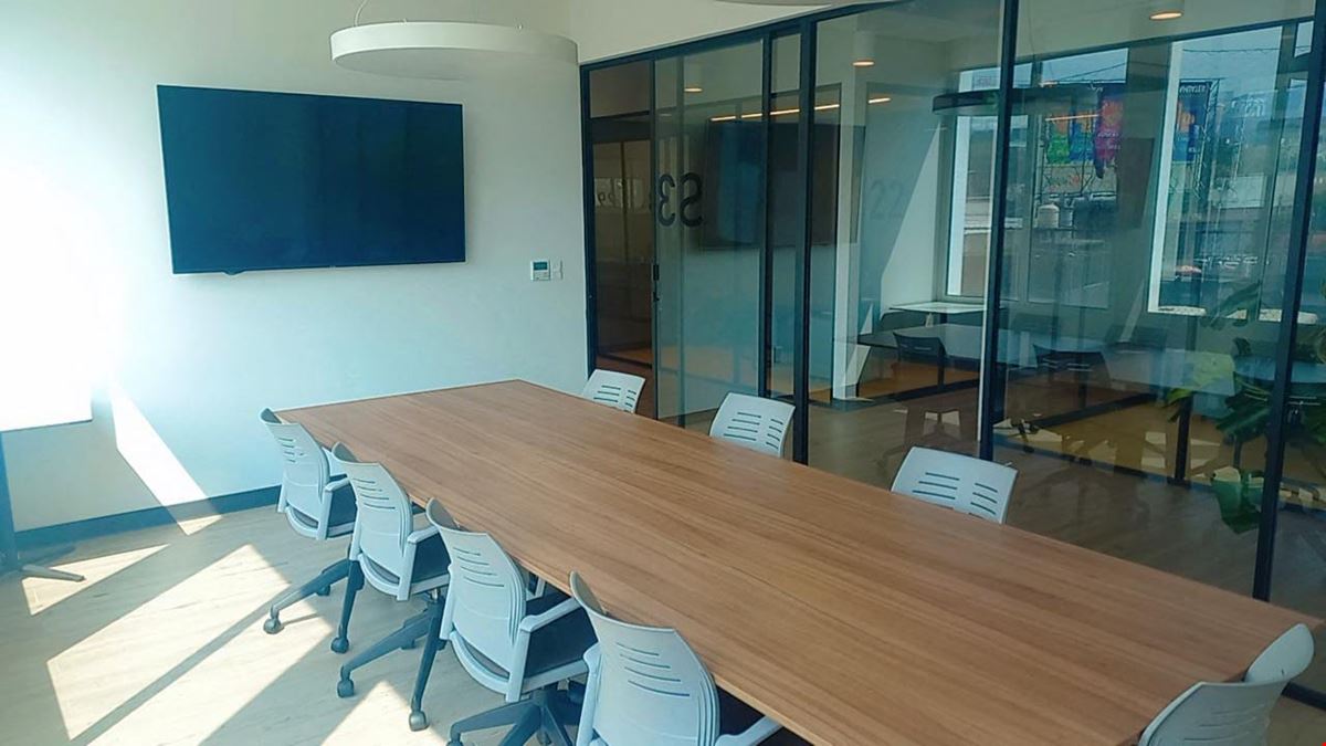 The Pool - Interlomas