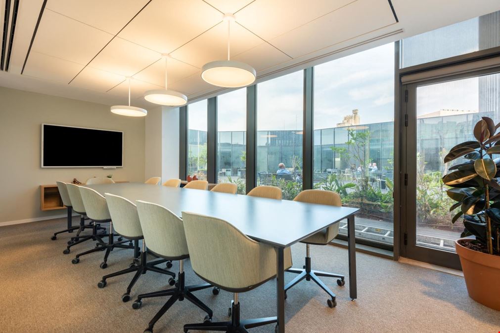 VA, Reston - 12110 Sunset Hills