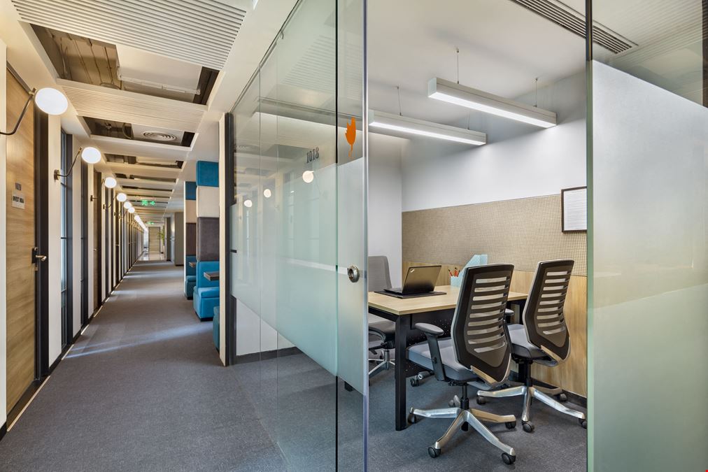 CorporatEdge HT House, New Delhi