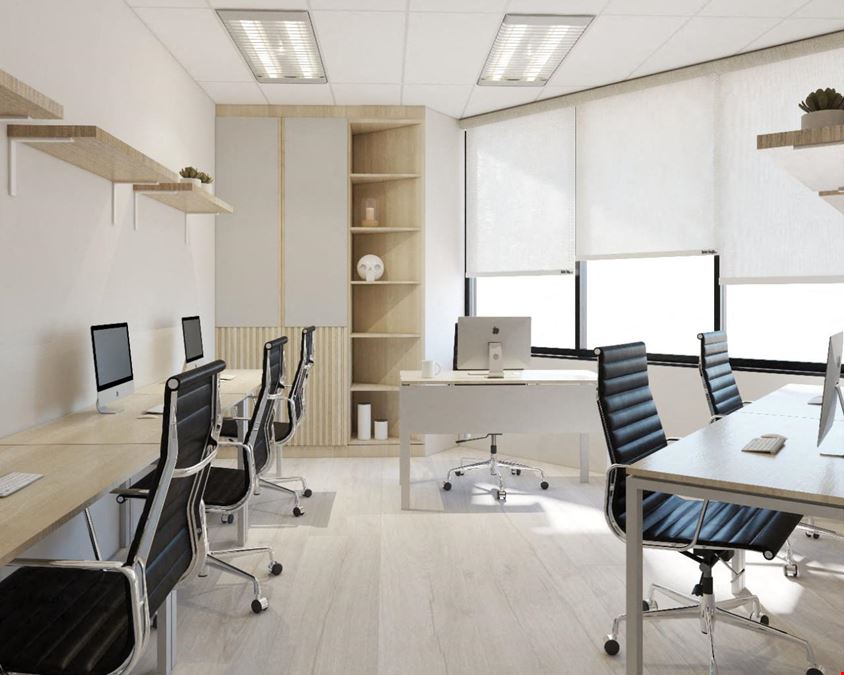 Linuxx Serviced Offices - Emporium Tower 10th Floor