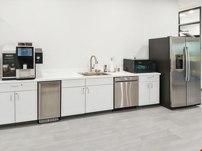 Regus - Oklahoma City - W Reno Ave