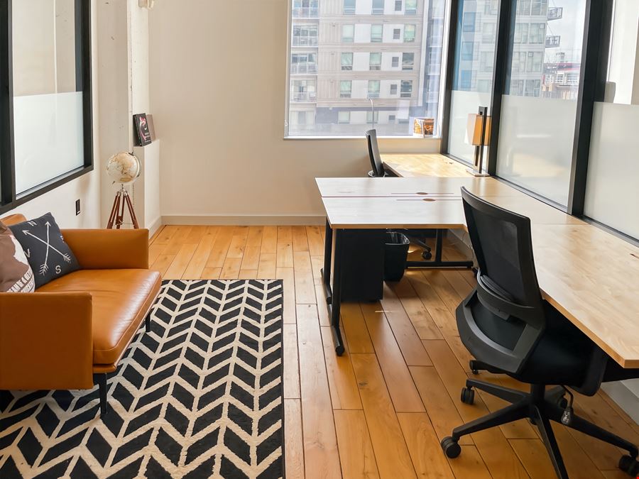 MN, Minneapolis - Lagoon Ave