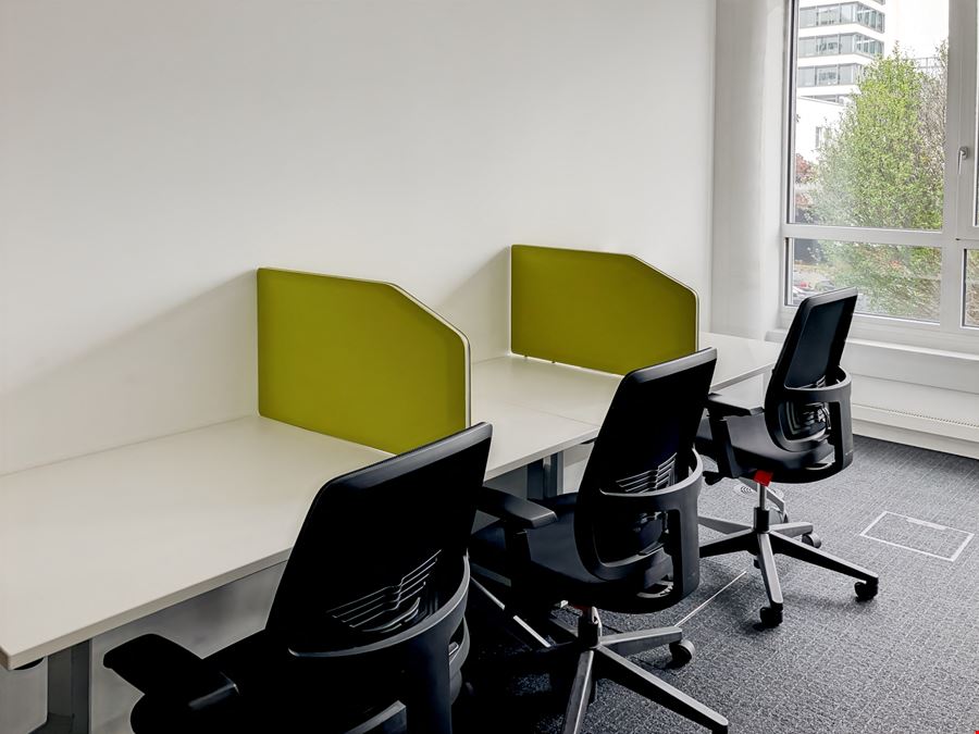 Regus - Business Park